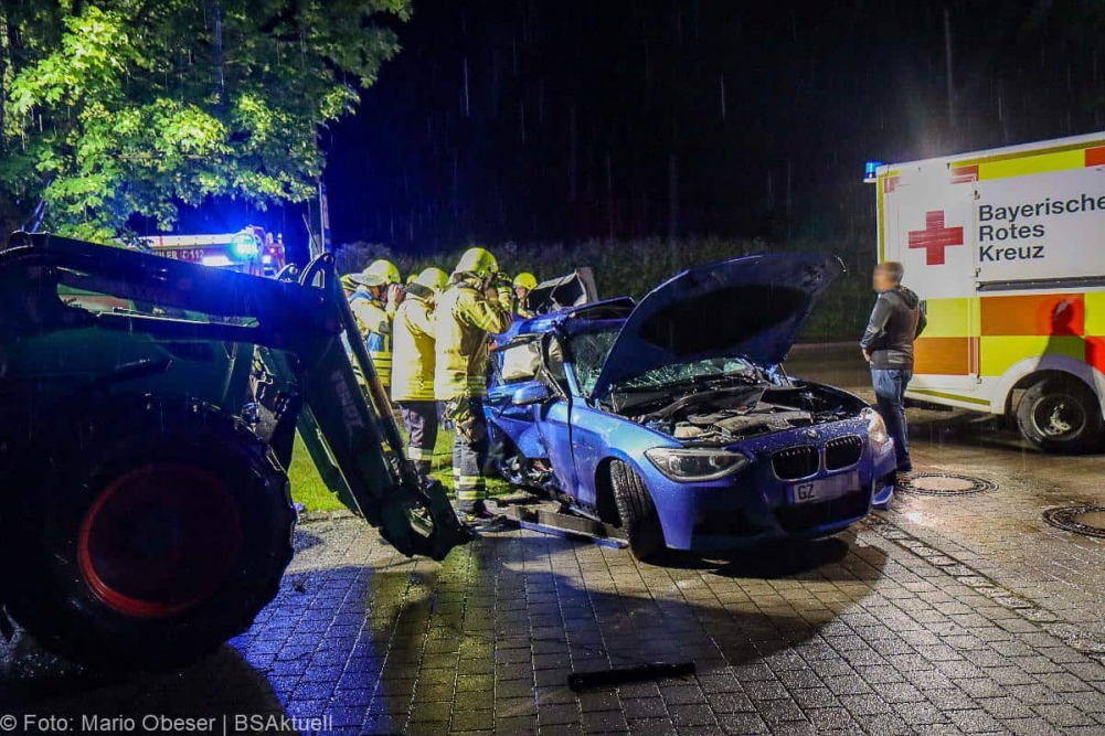 Am frühen Samstagmorgen, den 22. Juni 2024, kam es in Wattenweiler zu einem schweren Verkehrsunfall