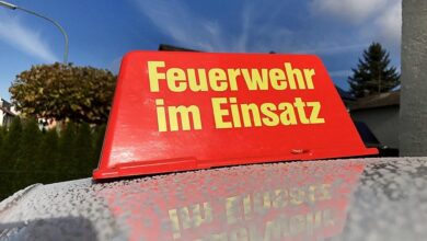 Dachaufsetzer Feuerwehr im Einsatz