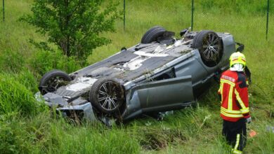 Jettingen-Scheppach Pkw A8 ueberschlagen 7