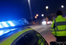 KI-generiertes Symbolfoto zu Trunkenheitsfahrt / Polizeieinsatz bei A8, Anschlussstelle Günzburg