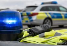 KI-generiertes Symbolfoto zu Polizeieinsatz bei Dürrlauingen
