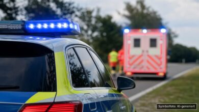 KI-generiertes Symbolfoto zu Verkehrsunfall bei Wiedergeltingen