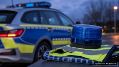 KI-generiertes Symbolfoto zu Verkehrsunfall bei Göggingen, Augsburg