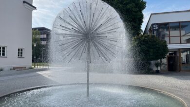 Beitragsbild zu Brunnen am Lannionplatz in Günzburg sprudelt nach Wartung wieder