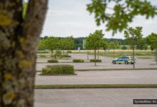 KI-generiertes Symbolfoto zu Urkundenfälschung bei Neu-Ulm