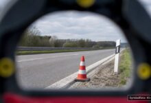 KI-generiertes Symbolfoto zu Verkehrsunfall bei Elchingen, Autobahnkreuz Ulm/Elchingen, A7