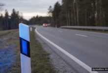 KI-generiertes Symbolfoto zu Verkehrsunfall bei Illertissen