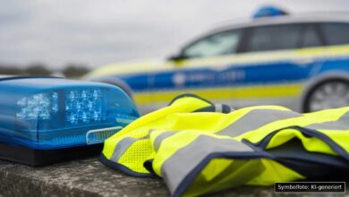 KI-generiertes Symbolfoto zu Verkehrsunfall mit Todesfolge bei Roßhaupten