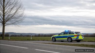KI-generiertes Symbolfoto zu Verkehrsunfall bei Aichach