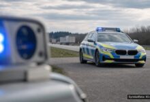 KI-generiertes Symbolfoto zu Verkehrskontrolle bei Autobahnparkplatz Buchwald-West, A7