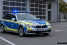 KI-generiertes Symbolfoto zu Verkehrsunfall bei Augsburg-Hochfeld