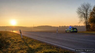 KI-generiertes Symbolfoto zu Verkehrsunfall bei Nesselwang