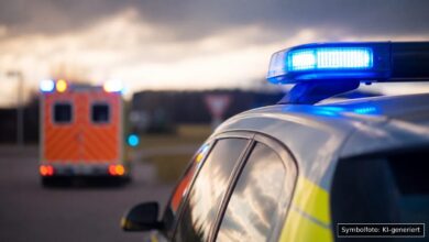 KI-generiertes Symbolfoto zu Verkehrsunfall bei Göppingen