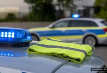 KI-generiertes Symbolfoto zu Verkehrsunfallflucht bei Aichach