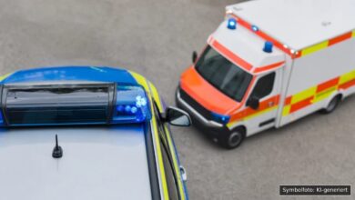 KI-generiertes Symbolfoto zu Verkehrsunfall bei Aitrang