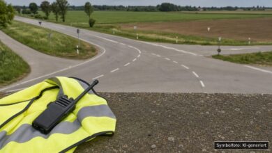 KI-generiertes Symbolfoto zu Verkehrsunfall bei Höchstädt