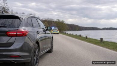 KI-generiertes Symbolfoto zu Verkehrskontrolle bei Schwabmünchen