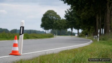 KI-generiertes Symbolfoto zu Verkehrsunfall bei Memmingen