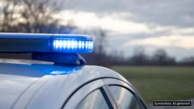 KI-generiertes Symbolfoto zu Polizeieinsatz / Ermittlungsverfahren wegen Brandanschlags bei München