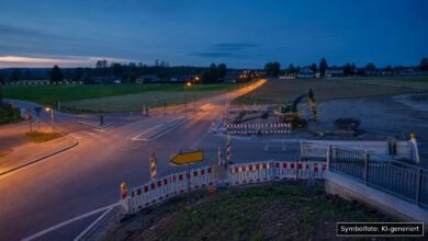 KI-generiertes Symbolfoto zu Straßenbau/Verkehrsbehinderung bei Oberroth