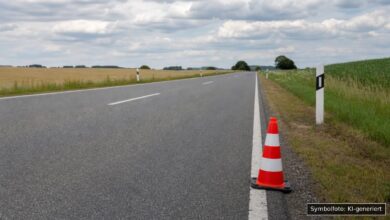 KI-generiertes Symbolfoto zu Verkehrsunfall bei Buttenwiesen