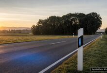 KI-generiertes Symbolfoto zu Verkehrskontrolle bei Türkheim