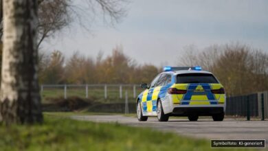 KI-generiertes Symbolfoto zu Festnahme/Fahndung bei A8 bei Burgau/Zusmarshausen