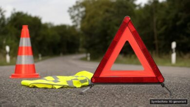 KI-generiertes Symbolfoto zu Verkehrsunfall bei Kreuzung B2 / Am Bergle, Itzing