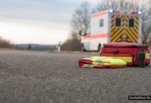 KI-generiertes Symbolfoto zu Fliegerbombenfund/Evakuierung bei Kronach-Gundelsdorf