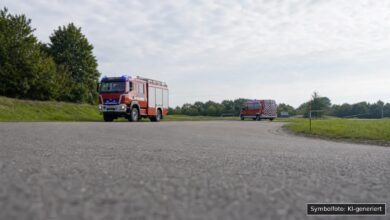 KI-generiertes Symbolfoto zu Brand bei Bayerdilling