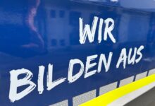Beitragsbild zu Hauptzollamt Augsburg informiert am Königsplatz über Karrierechancen beim Zoll