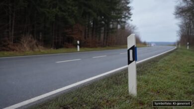 KI-generiertes Symbolfoto zu Verkehrsunfall bei Heidenheim