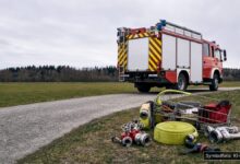 KI-generiertes Symbolfoto zu Arbeitsunfall bei Blaichach-Bihlerdorf