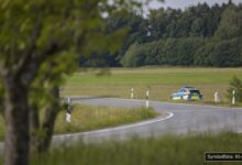 KI-generiertes Symbolfoto zu Verkehrsunfall bei Marktoberdorf