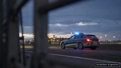 KI-generiertes Symbolfoto zu Sachbeschädigung/Polizeieinsatz bei Kempten