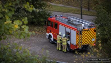 KI-generiertes Symbolfoto zu Brand bei Augsburg-Lechhausen