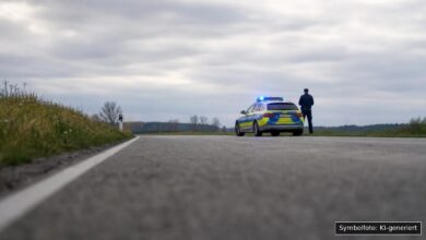 KI-generiertes Symbolfoto zu Verkehrsunfall (Unfallflucht) bei Memmingen