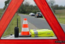 KI-generiertes Symbolfoto zu Unfallflucht bei Memmingen
