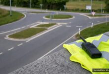 KI-generiertes Symbolfoto zu Verkehrskontrolle bei Memmingen