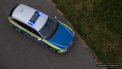 KI-generiertes Symbolfoto zu Polizeieinsatz bei Memmingen