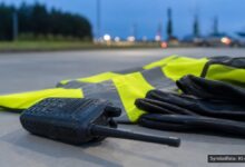 KI-generiertes Symbolfoto zu Polizeieinsatz / Verkehrskontrolle mit Flucht bei Fürth