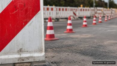 KI-generiertes Symbolfoto zu Baumaßnahme / Verkehrsbeeinträchtigung bei Burlafingen (Neu-Ulm)