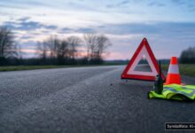 KI-generiertes Symbolfoto zu Polizeieinsatz / Verkehrskontrolle bei Ulm