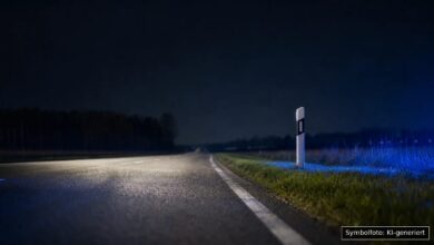 KI-generiertes Symbolfoto zu Verkehrsunfall bei Rain