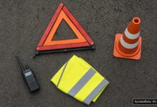 KI-generiertes Symbolfoto zu Verkehrsunfall bei Sontheim