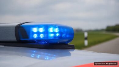 KI-generiertes Symbolfoto zu Verkehrsunfall bei Tapfheim