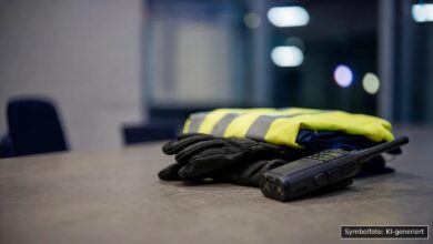 KI-generiertes Symbolfoto zu Trunkenheit im Verkehr / Hausfriedensbruch bei Donauwörth OT Riedlingen
