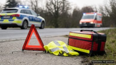KI-generiertes Symbolfoto zu Verkehrsunfall bei Ulm, Frauenstraße