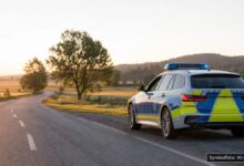 KI-generiertes Symbolfoto zu Unfallflucht bei Augsburg, Hallstraße