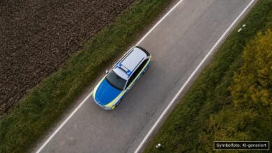 KI-generiertes Symbolfoto zu Verkehrsunfall / Unfallflucht bei Weiler-Simmerberg